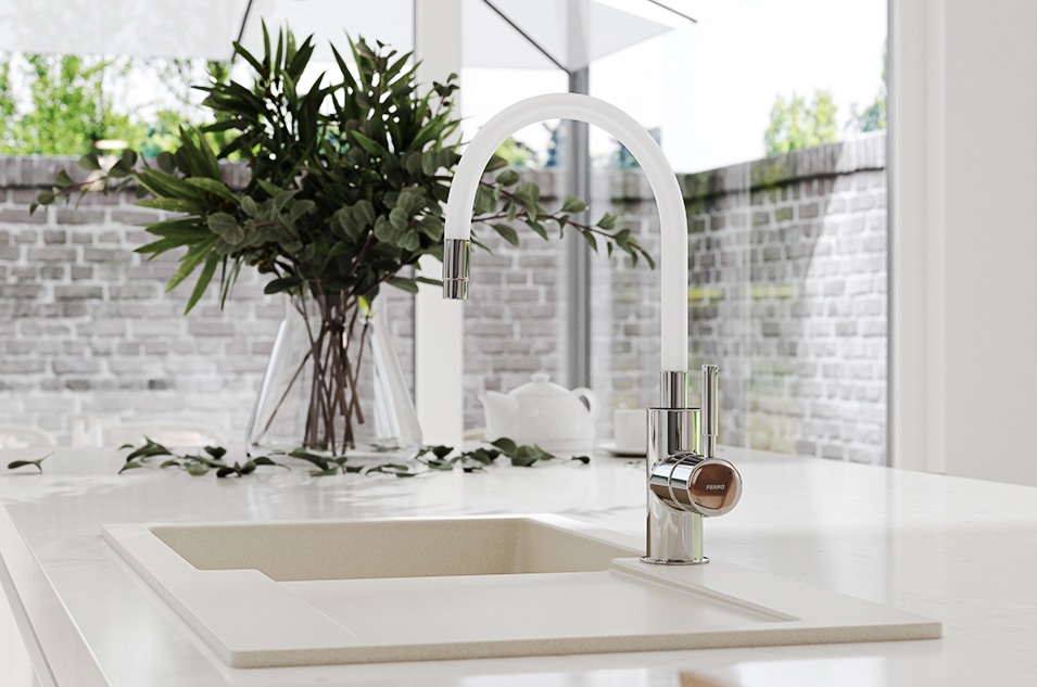 Elastico compatible spouts